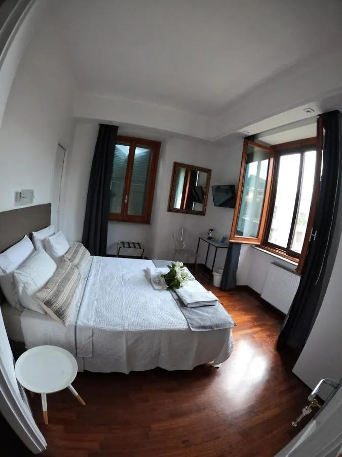 Emi'S Guest House Ρώμη