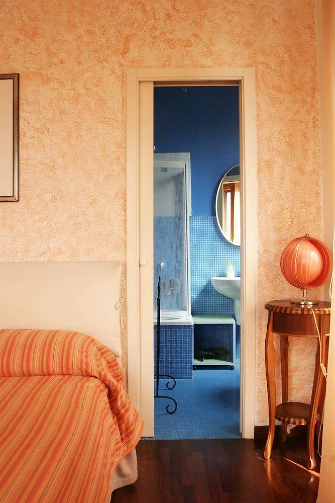 Emi'S Guest House Ρώμη Bed and Breakfast