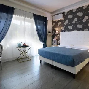 2* Pensión Romantic Dreams
