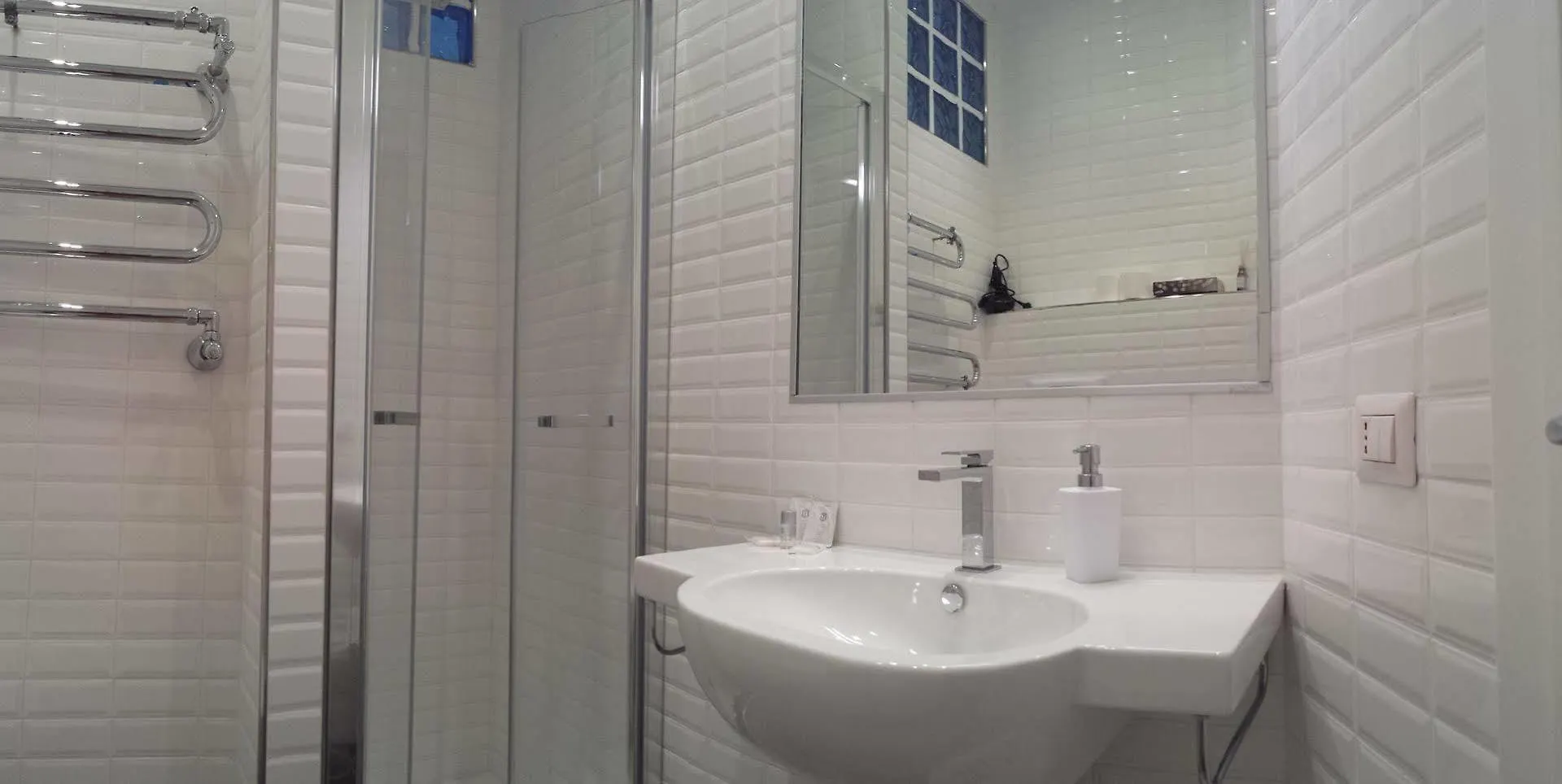 Emi'S Guest House Roma 2*,  İtalya