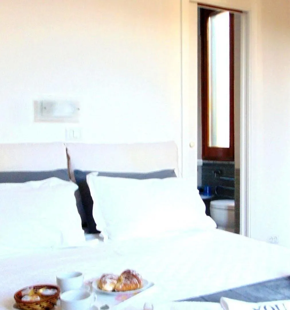Emi'S Guest House Rome 2*,
